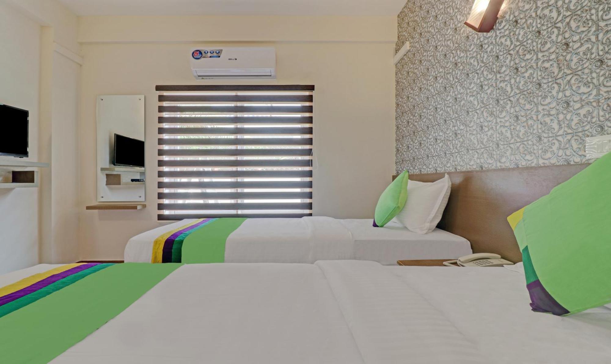 Treebo Golden Terminal, Kochi Airport Hotel Екстериор снимка